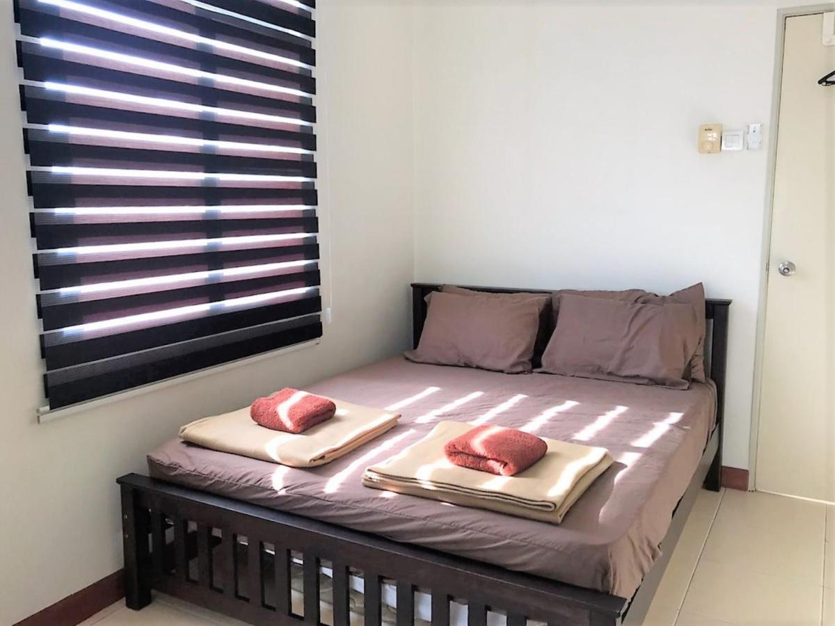 Oyo 90476 Casa Azlinda Muslim I Hotel 2*